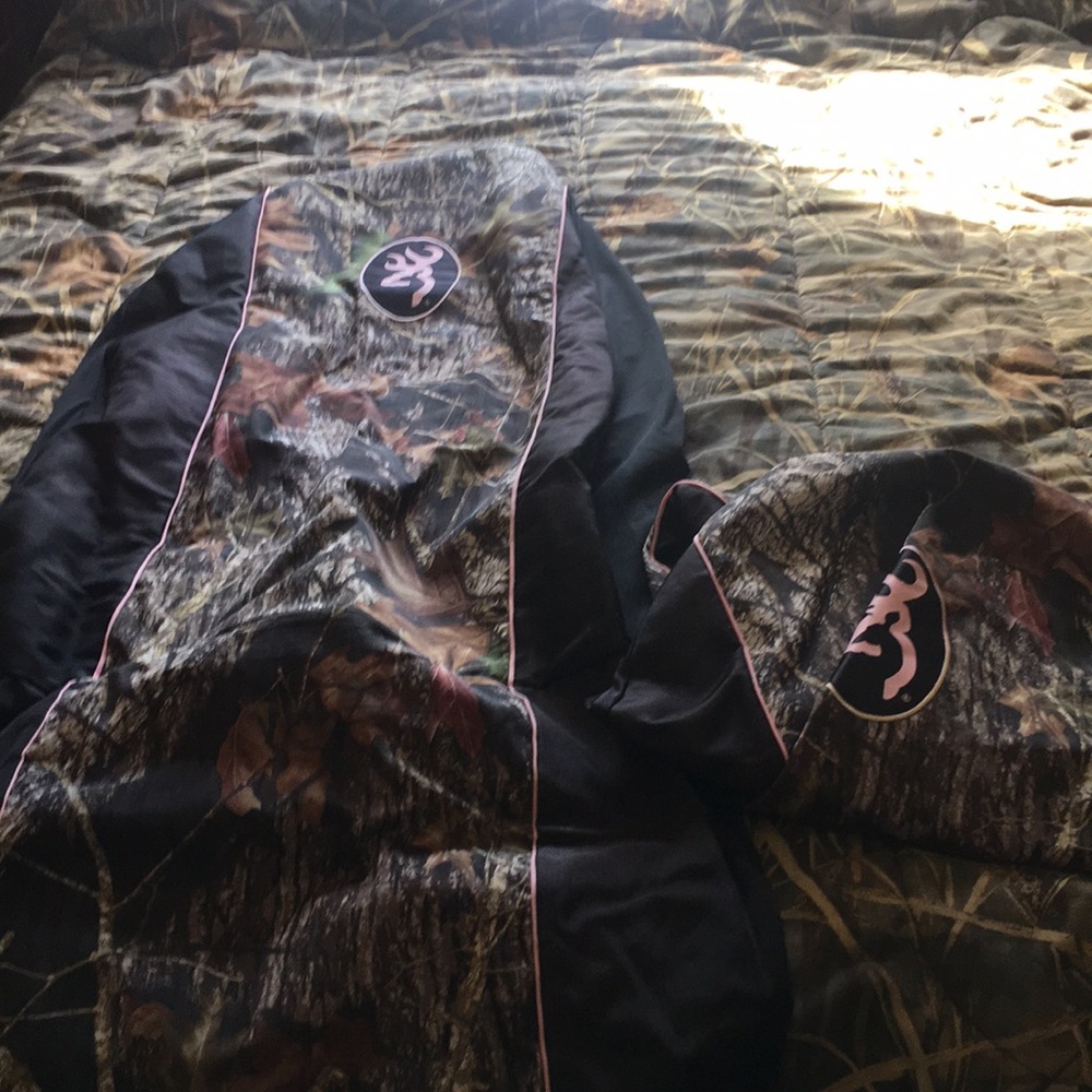 Pair of Camo Browning Seat Covers